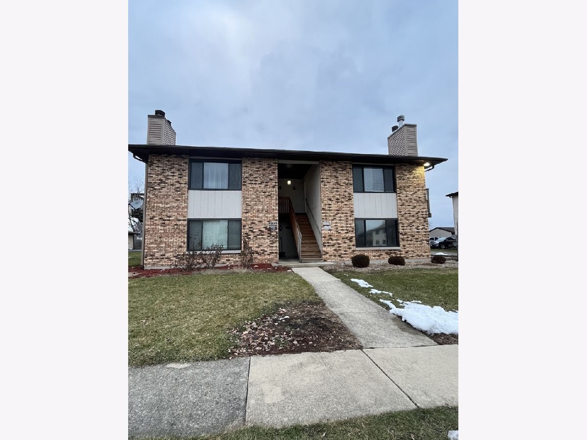 Condos & Townhomes Sold Park Place South Elgin Illinois, 1080 Manchester