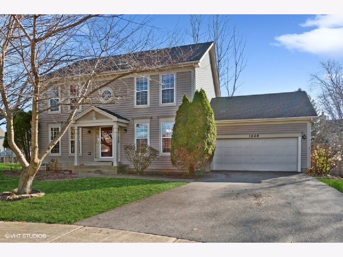 Homes Sold Four Pointes Aurora Illinois, 1660 Blackwell