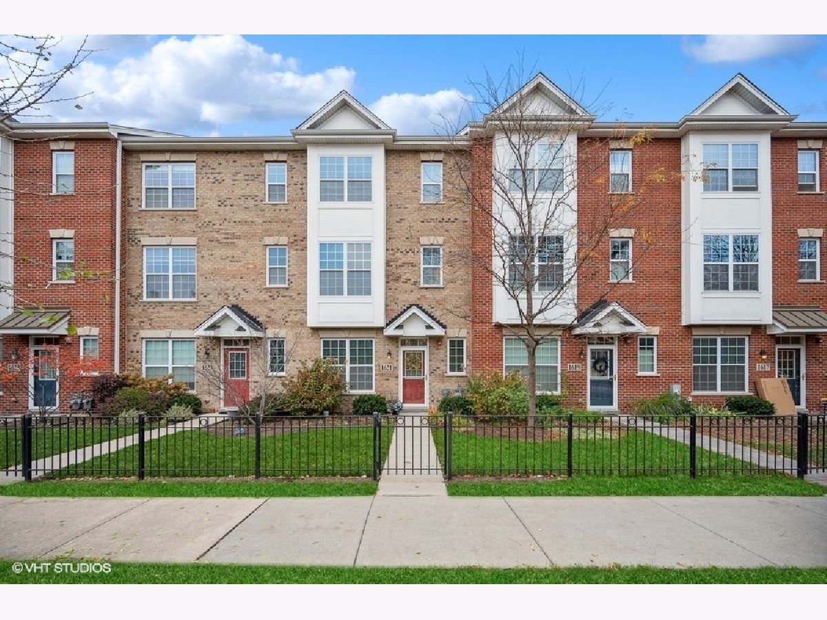 Townhomes & Condos Sold Church Street Village Evanston Illinois, 1621 Church