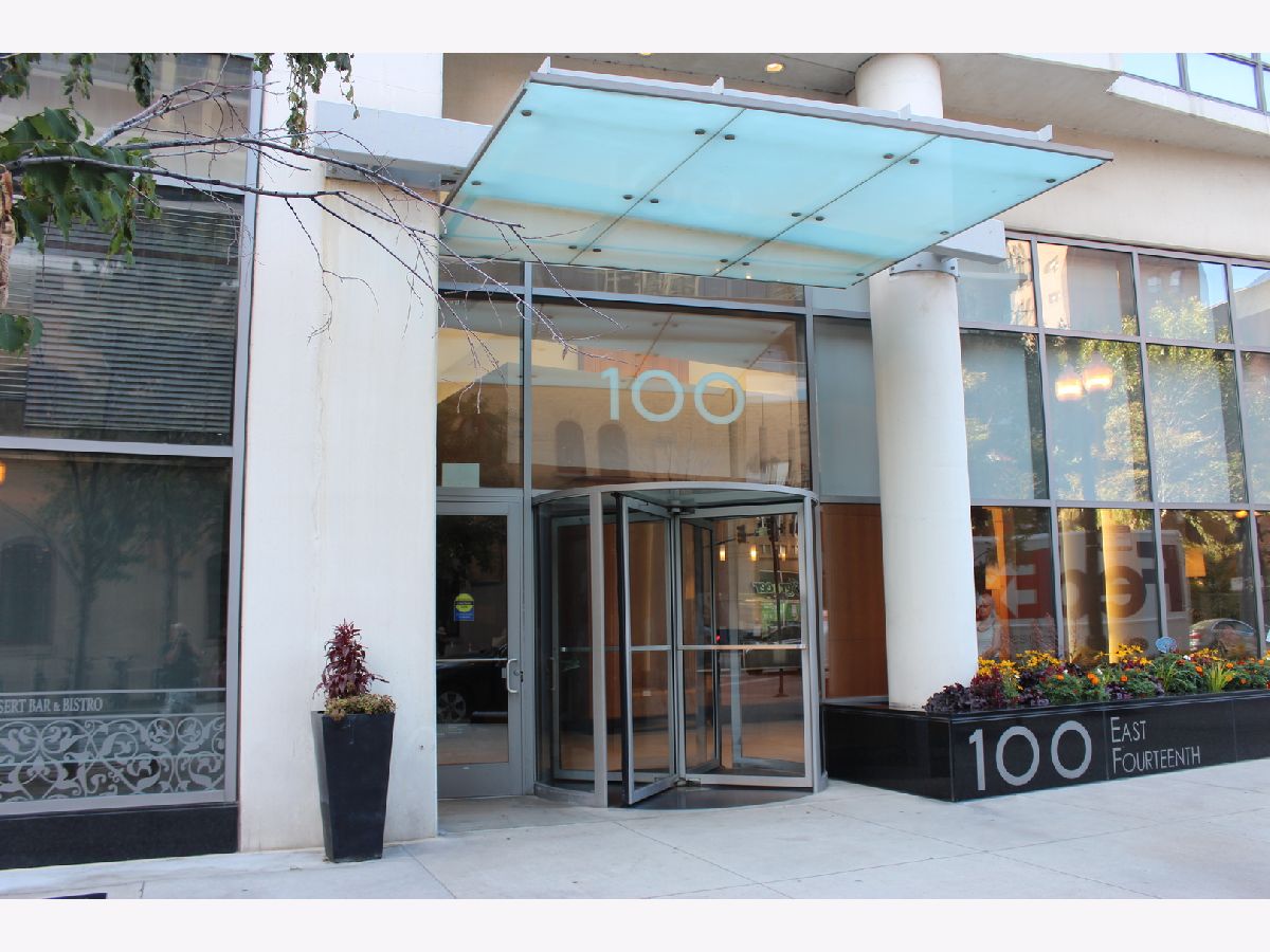 Condominiums Rented 1400 Museum Park Chicago Illinois, 100 14th
