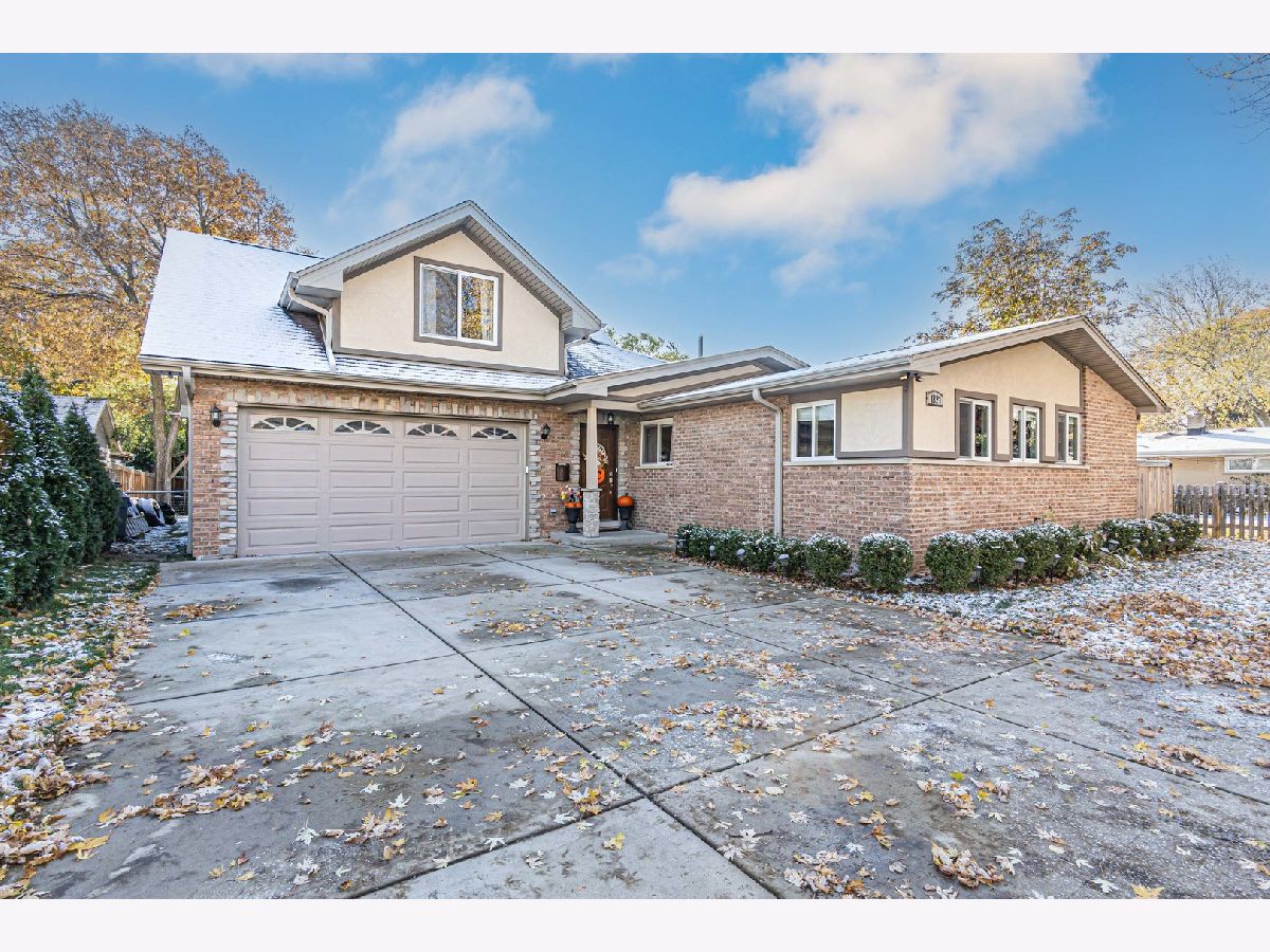 Homes Sold Virginia Terrace Arlington Heights Illinois, 1321 Wilke