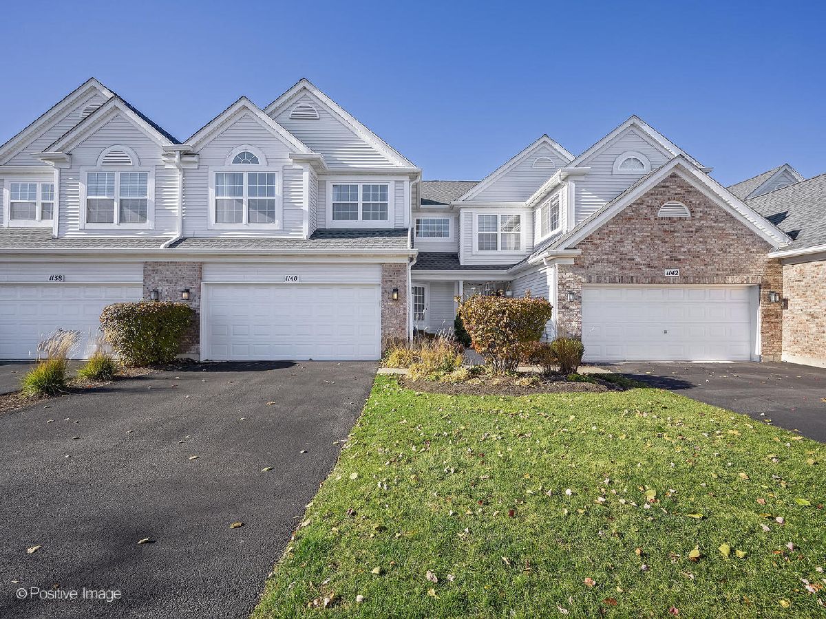 Townhomes & Condos & Homes Sold Willow Creek West Chicago Illinois, 1140 Lillian