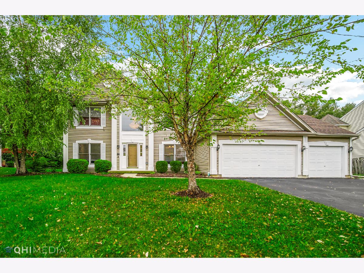 Homes Sold Brittany Hills Algonquin Illinois, 1590 Southridge