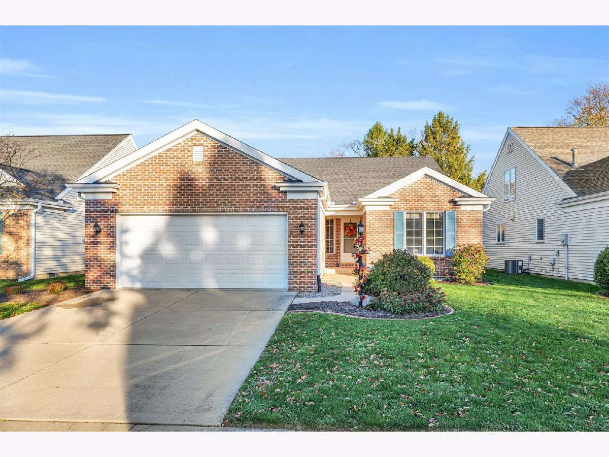 Condominiums & Homes Sold Ponds Of Windsor Champaign Illinois, 2506 Stillwater