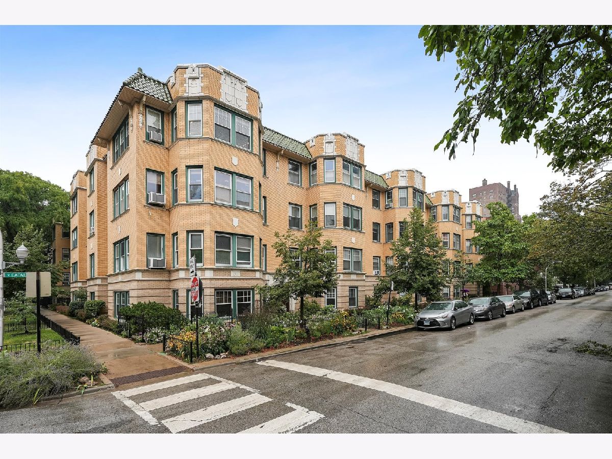Condos & Townhomes Sold Catalpa Winthrop Chicago Illinois, 1060 Catalpa
