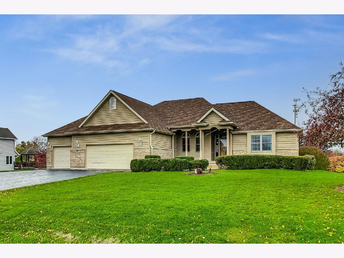 Homes Sold Cotton Estate Johnsburg Illinois, 5307 Autumn