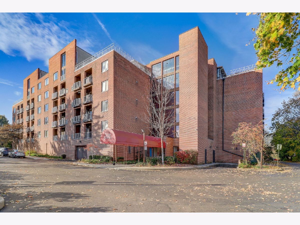 Condominiums Sold Tyler Towers Elgin Illinois, 1450 Plymouth