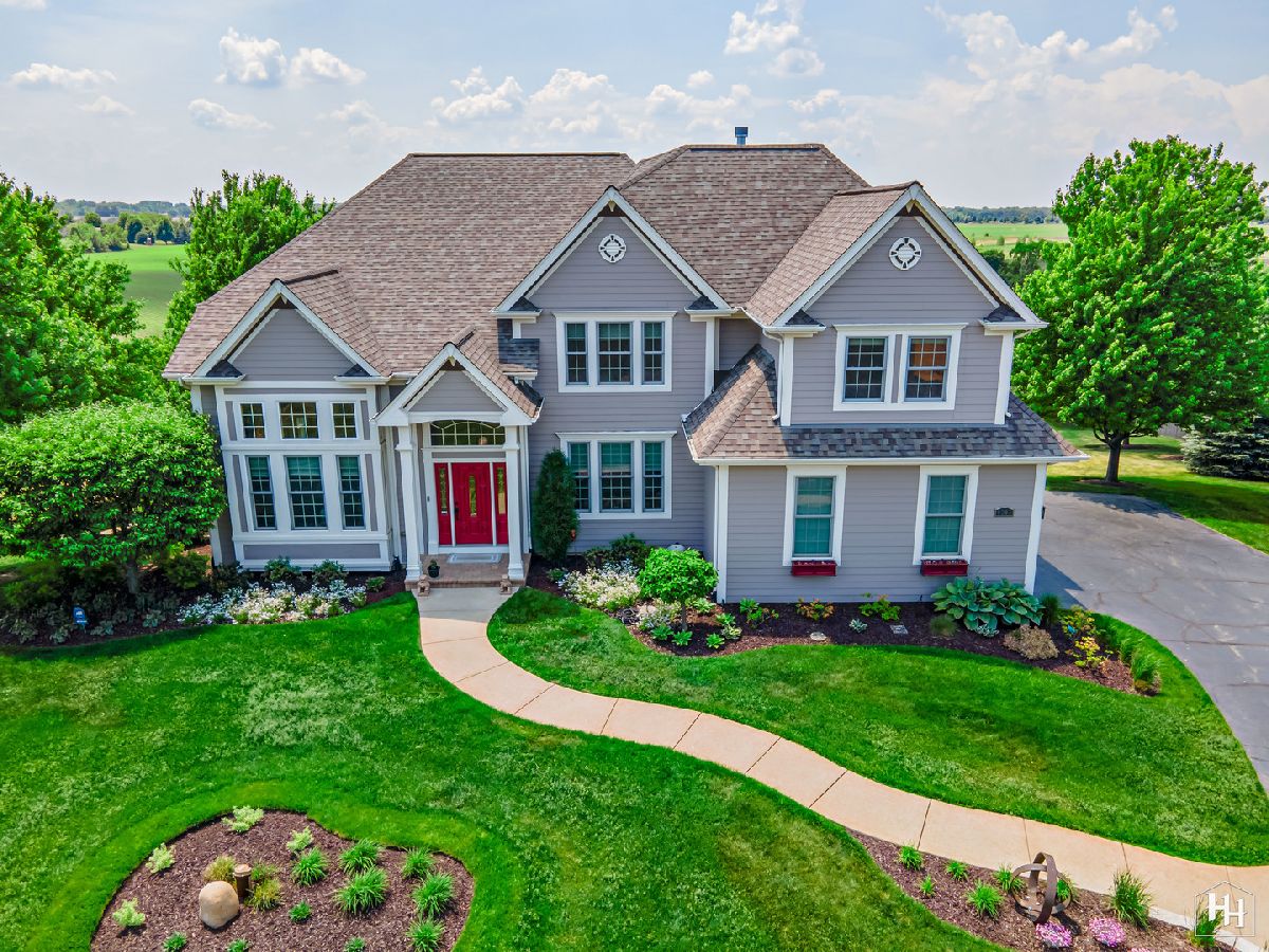 Homes Sold Martin Woods Mchenry Illinois, 6205 Whiting