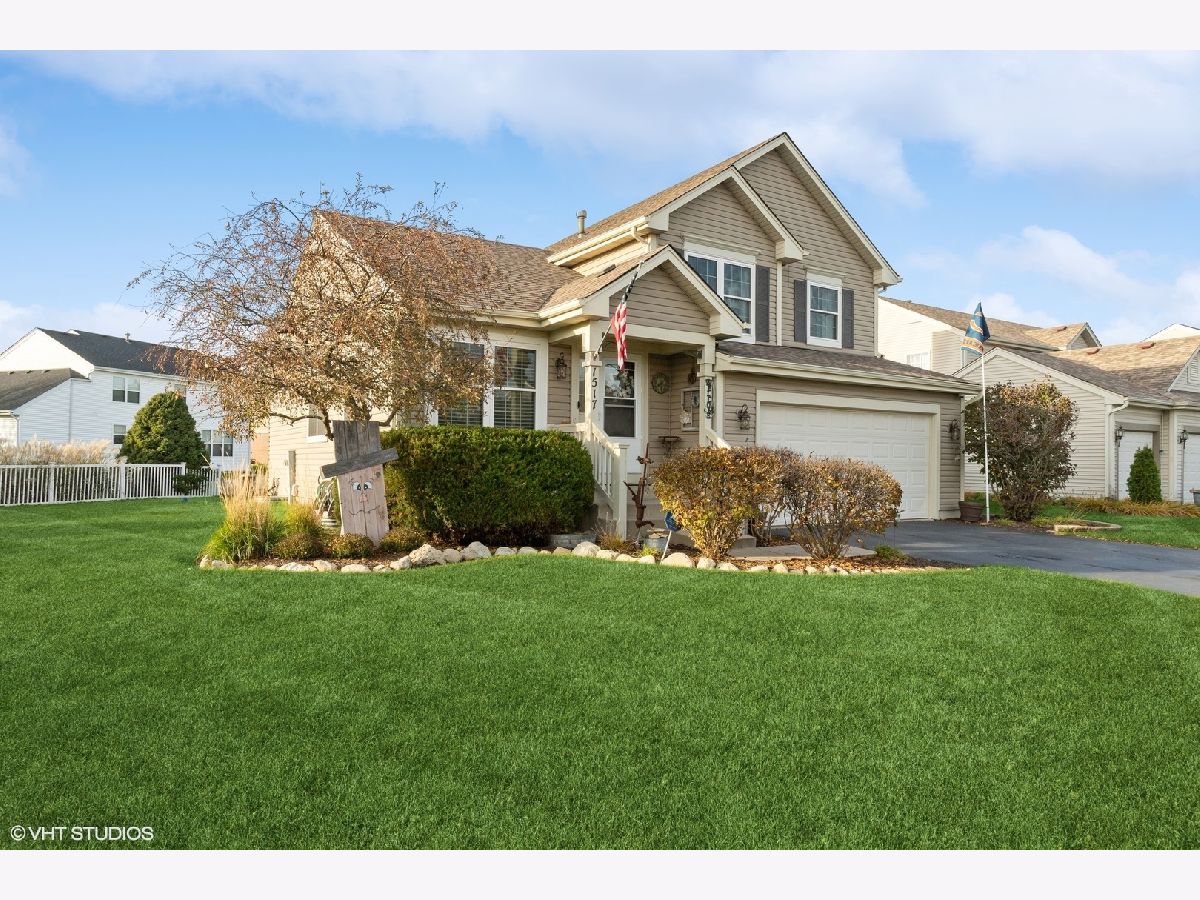 Townhomes & Homes Sold Chestnut Ridge Minooka Illinois, 1517 Donegal