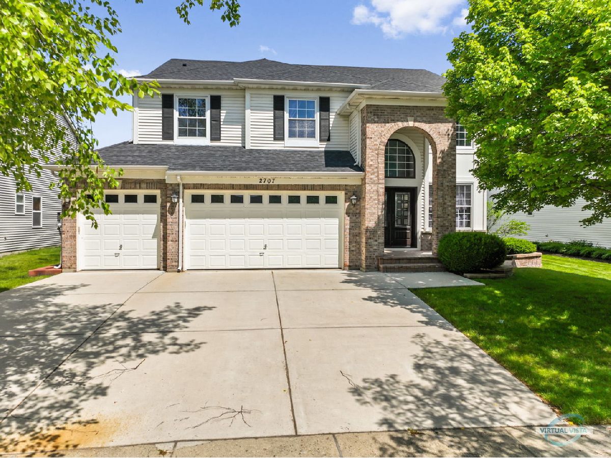Homes Rented Mission Oaks Naperville Illinois, 2707 Flagstone