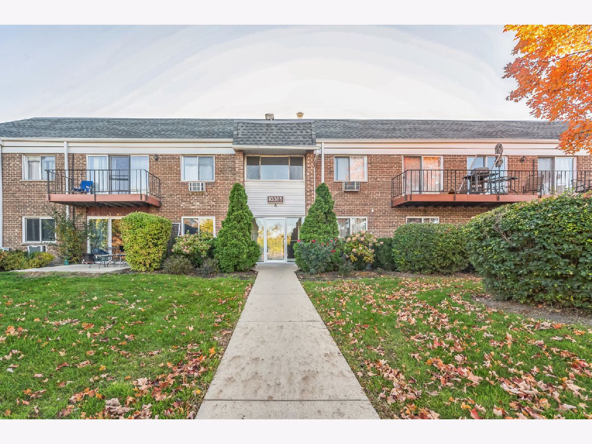 Condominiums Sold Regency Glenview Illinois, 10385 Dearlove