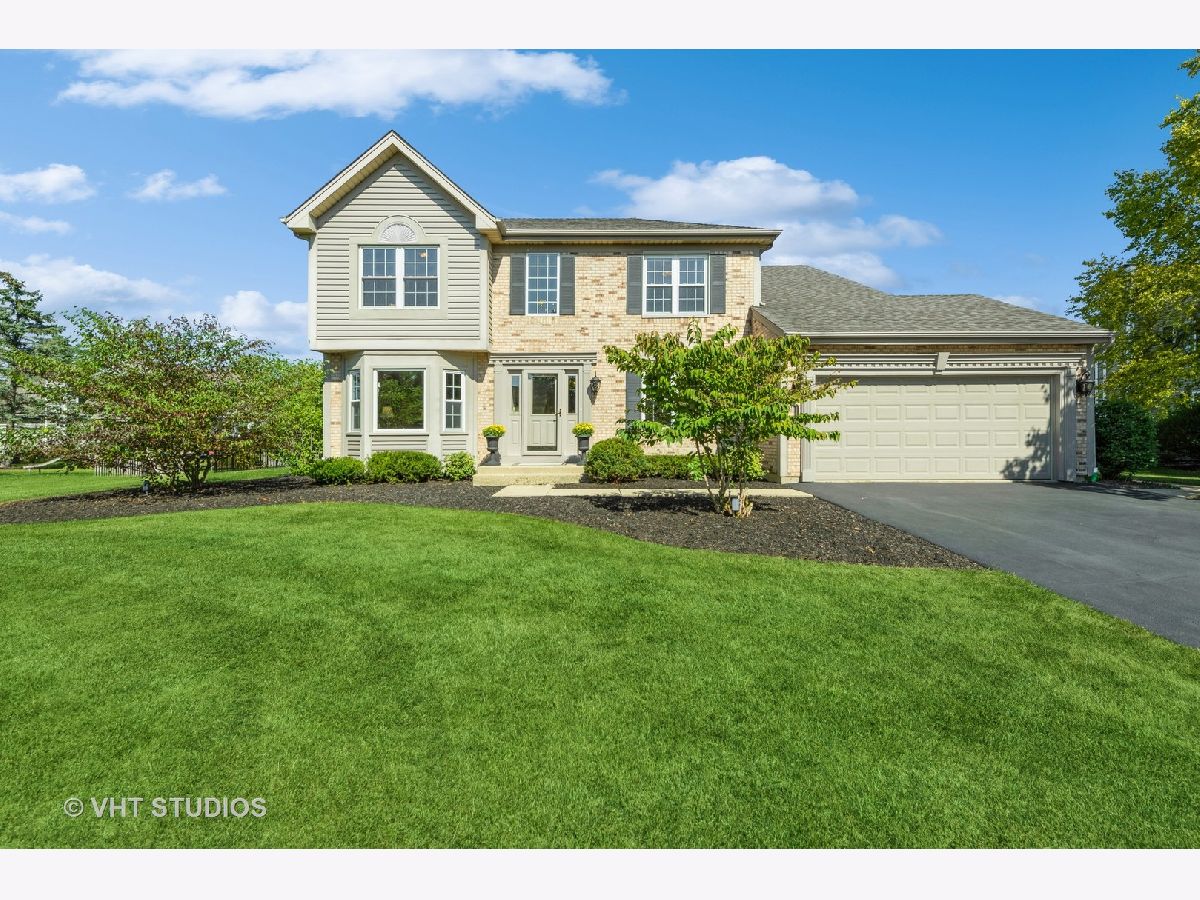 Homes Sold Braemar Barrington Illinois, 1152 Donegal