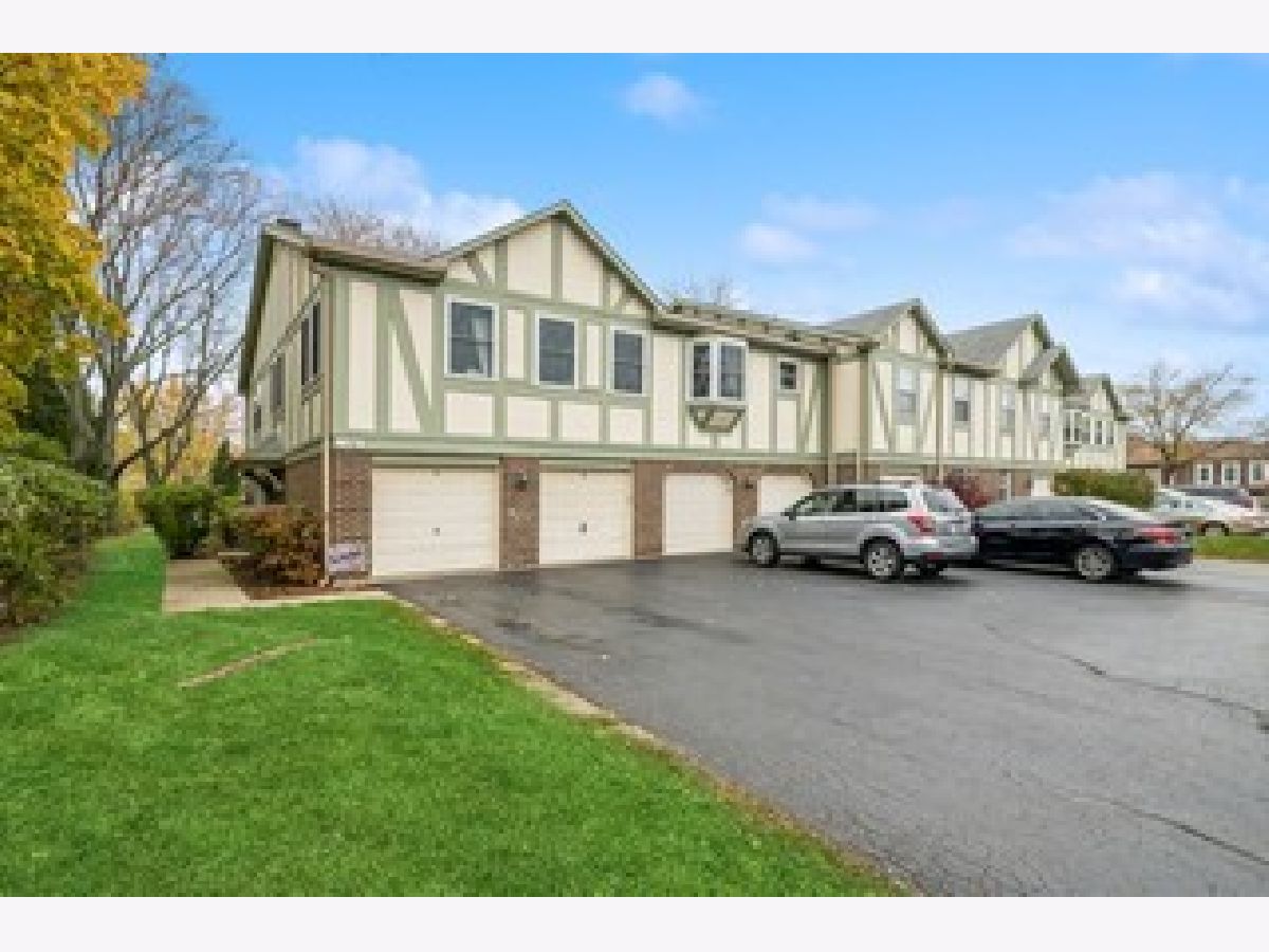 Condos & Townhomes Sold Cambridge Square Libertyville Illinois, 156 Golf