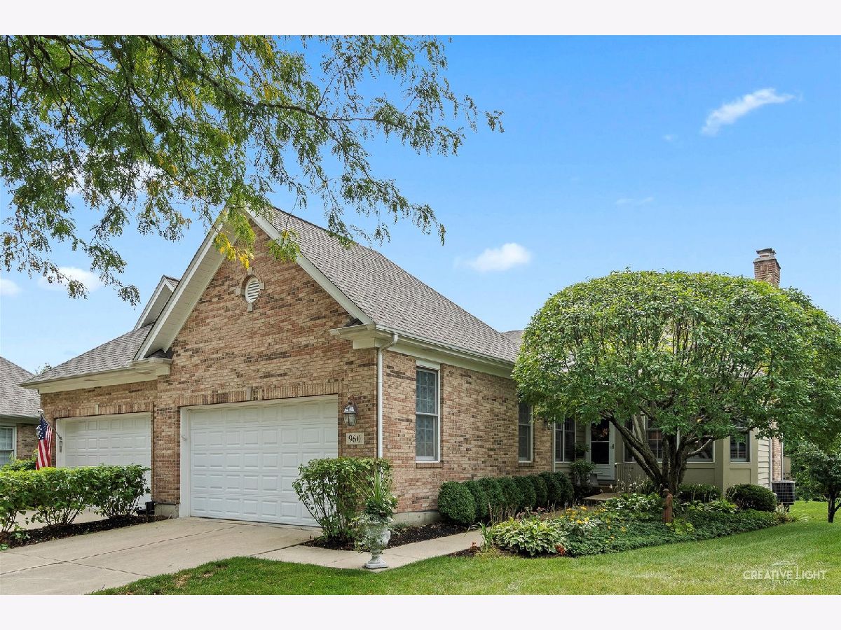 Condos & Townhomes Sold Ginger Lane Geneva Illinois, 960 Ginger