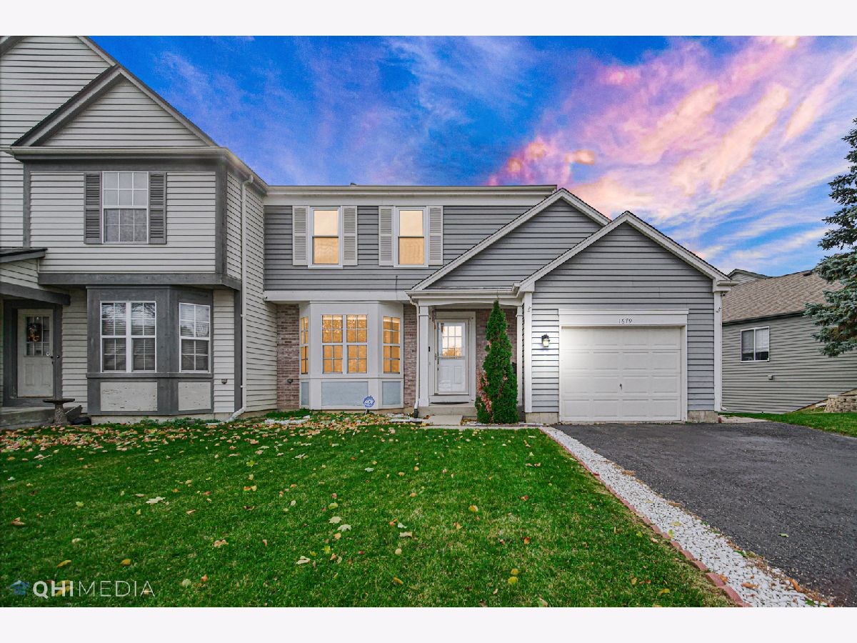Homes & Townhomes Rented Cambridge Country Mundelein Illinois, 1679 Templeton