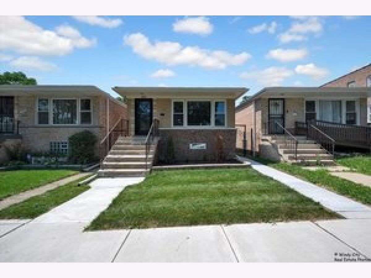 Homes Sold Pill Hill Valley Chicago Illinois, 9342 Chappel