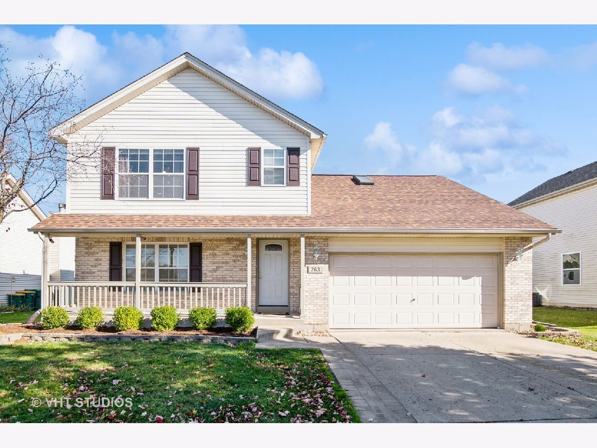 Homes & Townhomes Sold Malibu Bay Romeoville Illinois, 263 Bodega