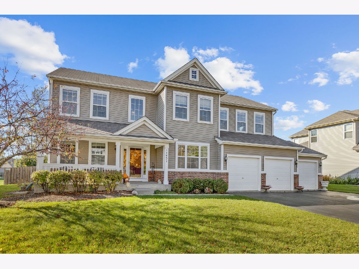 Homes Sold Lions Chase Huntley Illinois, 11451 Fitzgerald