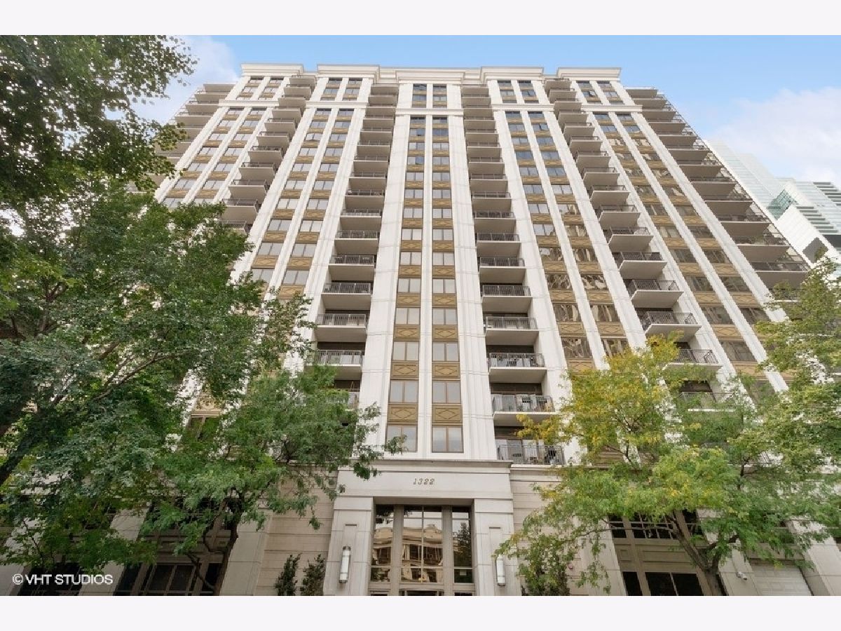 Condominiums Rented Museum Park Tower Chicago Illinois, 1322 Prairie