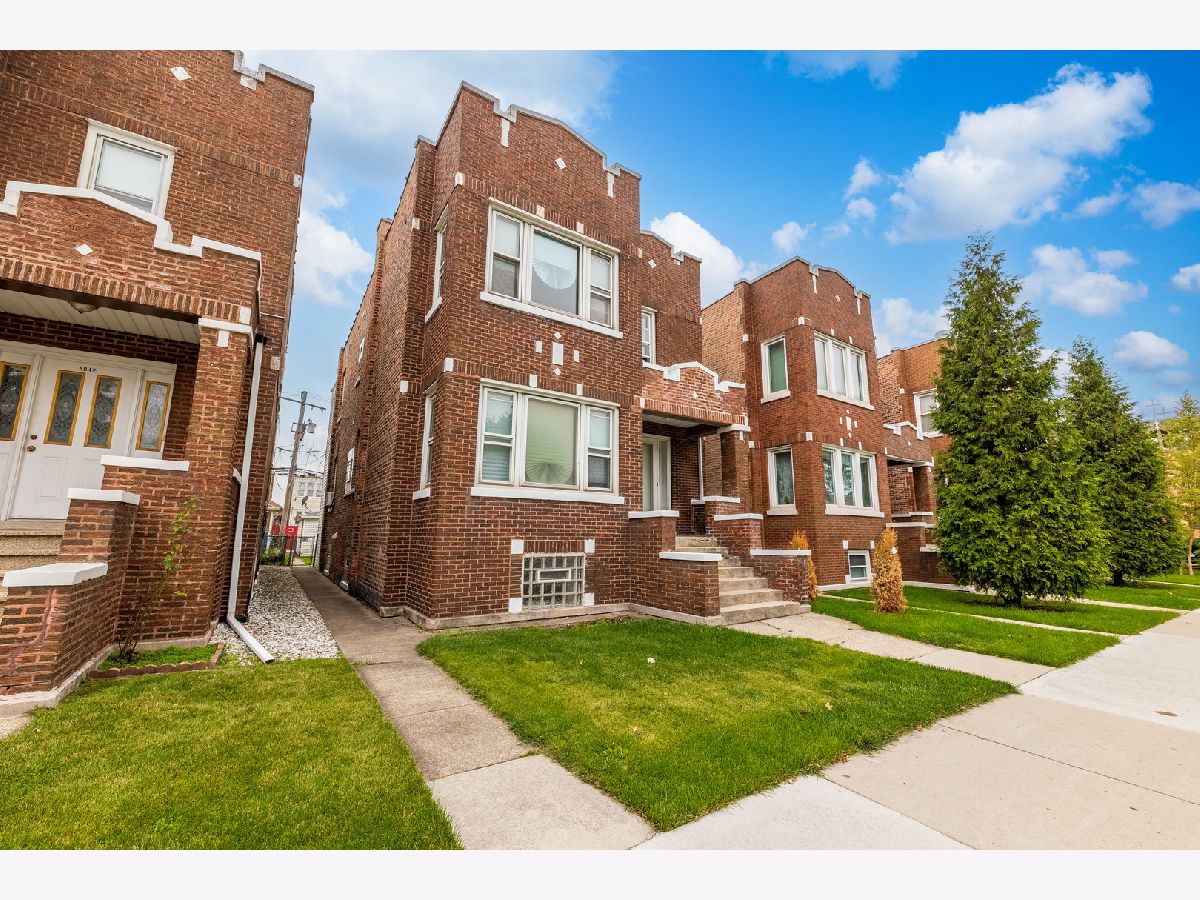 Rented Chicago Illinois, 5040 Kostner