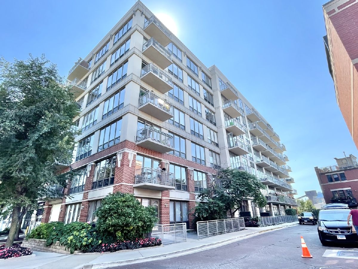 Townhomes & Condos Rented River Village Chicago Illinois, 1000 Kingsbury
