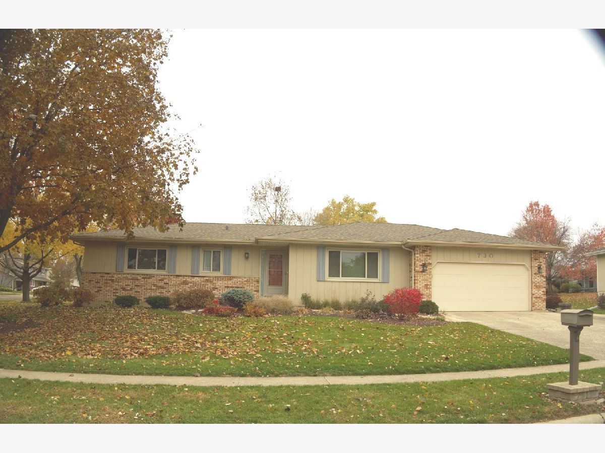 Homes & Condos & Townhomes Sold Lords Park Manor Elgin Illinois, 730 Cooper
