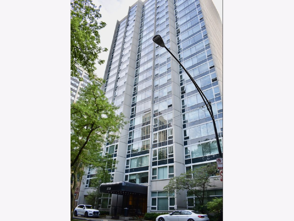 Condos & Townhomes Rented Hampden Green Chicago Illinois, 2728 Hampden