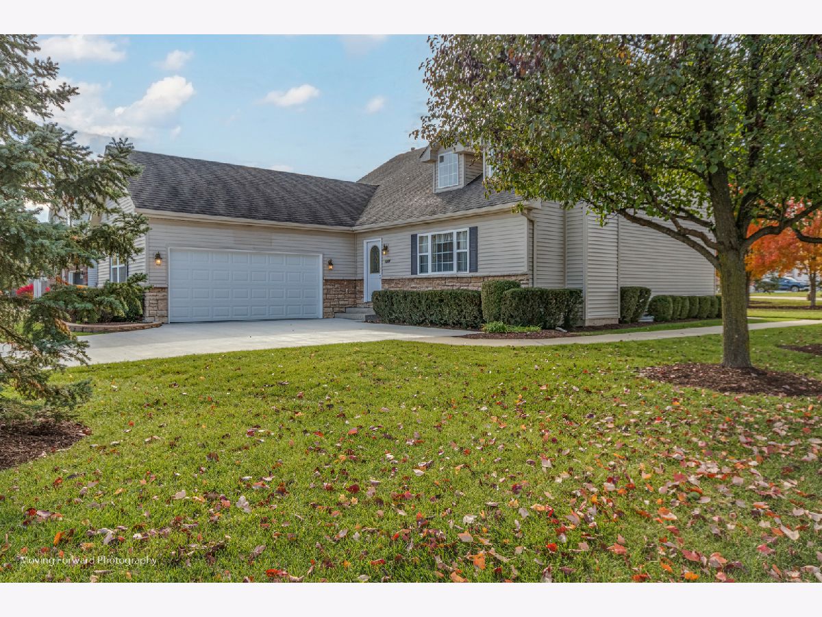 Homes & Condos & Townhomes Sold Deer Ridge Morris Illinois, 1909 Eagle