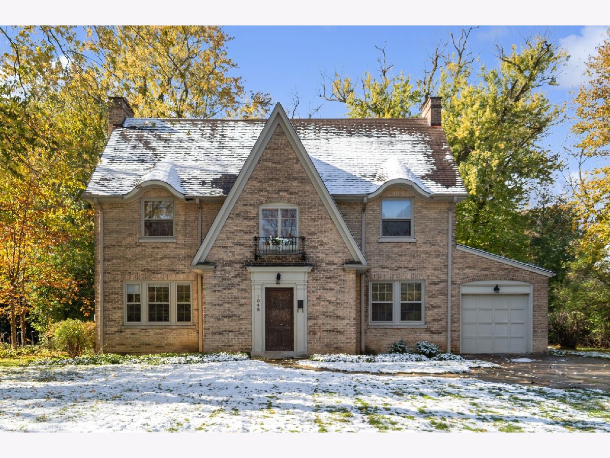 Homes & Condominiums Sold Indian Hill Estates Wilmette Illinois, 1045 Illinois