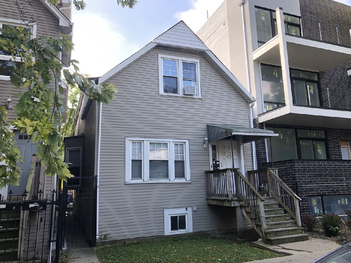 Condominiums & Homes Rented Palmer Square Chicago Illinois, 2907 Lyndale