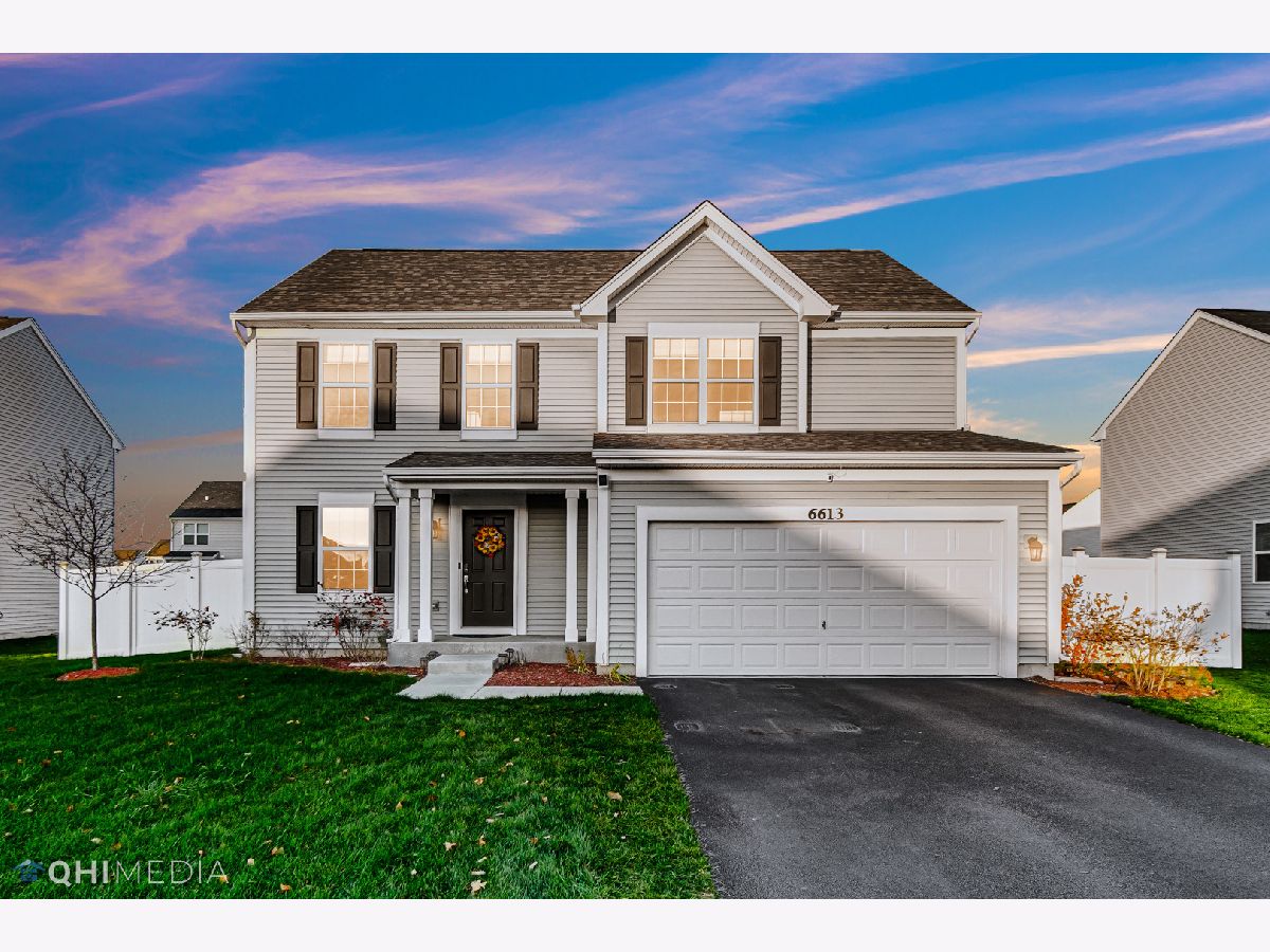 Homes Sold Legacy Pointe Joliet Illinois, 6613 Hadrian