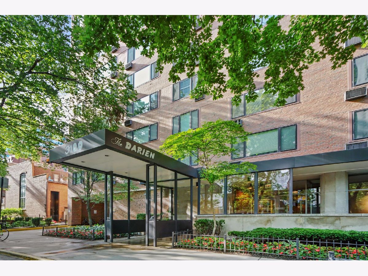 Condominiums Sold Darien Condominium Chicago Illinois, 3100 Lake Shore