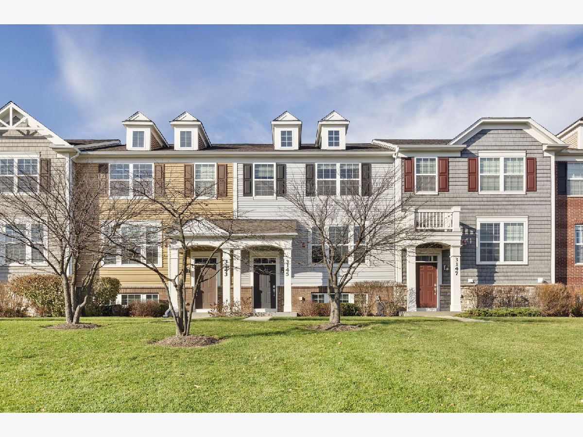 Townhomes & Homes Sold Regency At The Glen Glenview Illinois, 3145 Coral