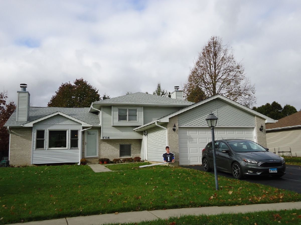 Homes Sold Prairie Ridge Woodstock Illinois, 1316 Wood