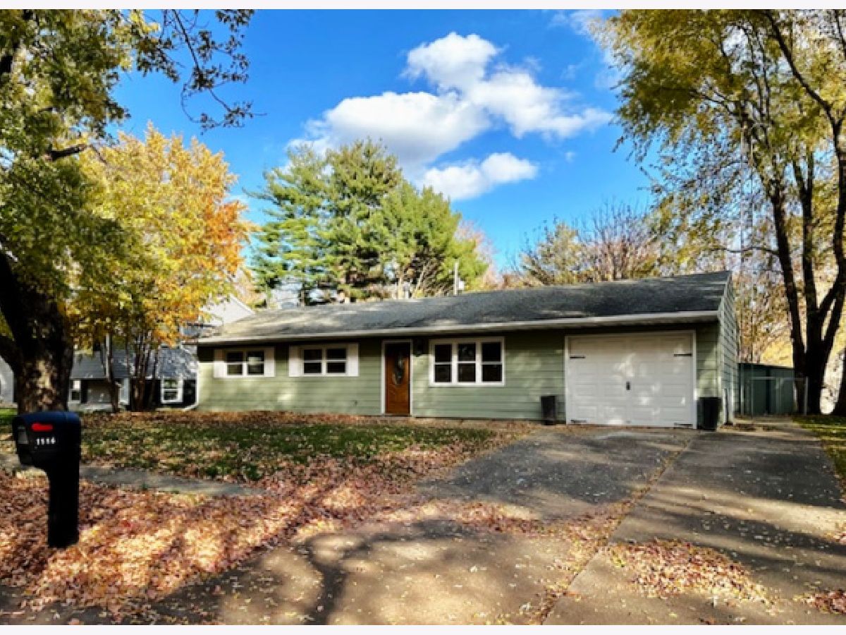 Homes Sold Weller's Holiday Park Champaign Illinois, 1116 Centennial