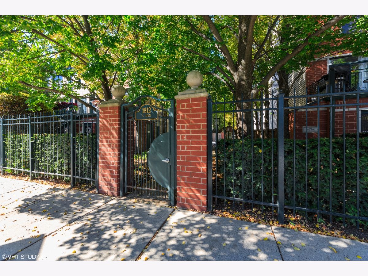Townhomes & Condos Sold Dearborn Village Chicago Illinois, 1812 State