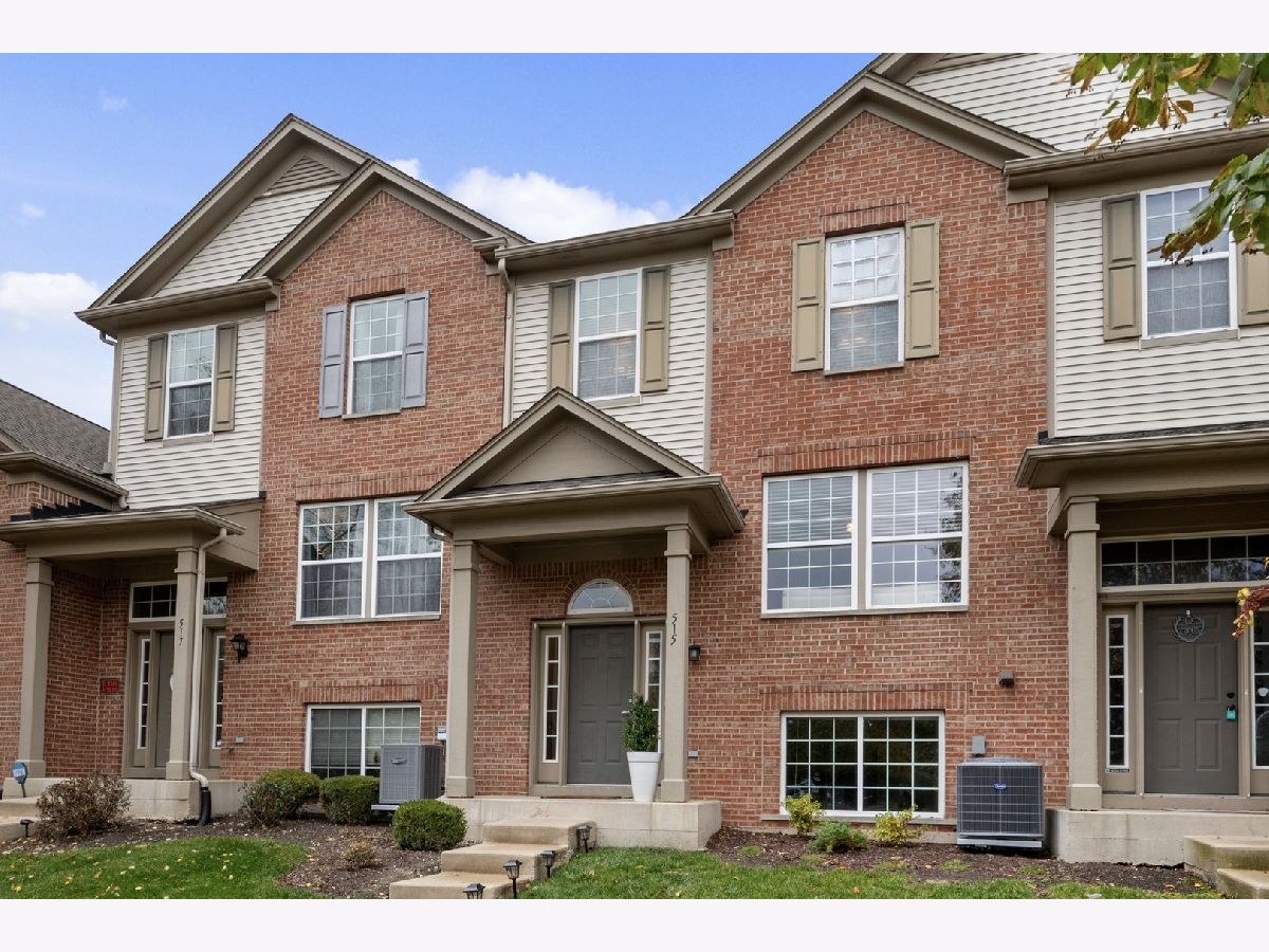 Townhomes & Condos Sold Madison Park Aurora Illinois, 515 Conservatory