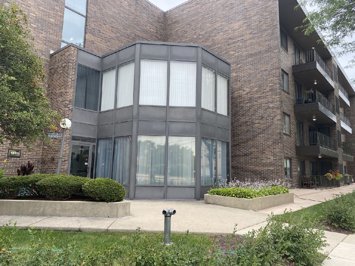 Condominiums Sold Tiffany North Skokie Illinois, 9200 Niles Center