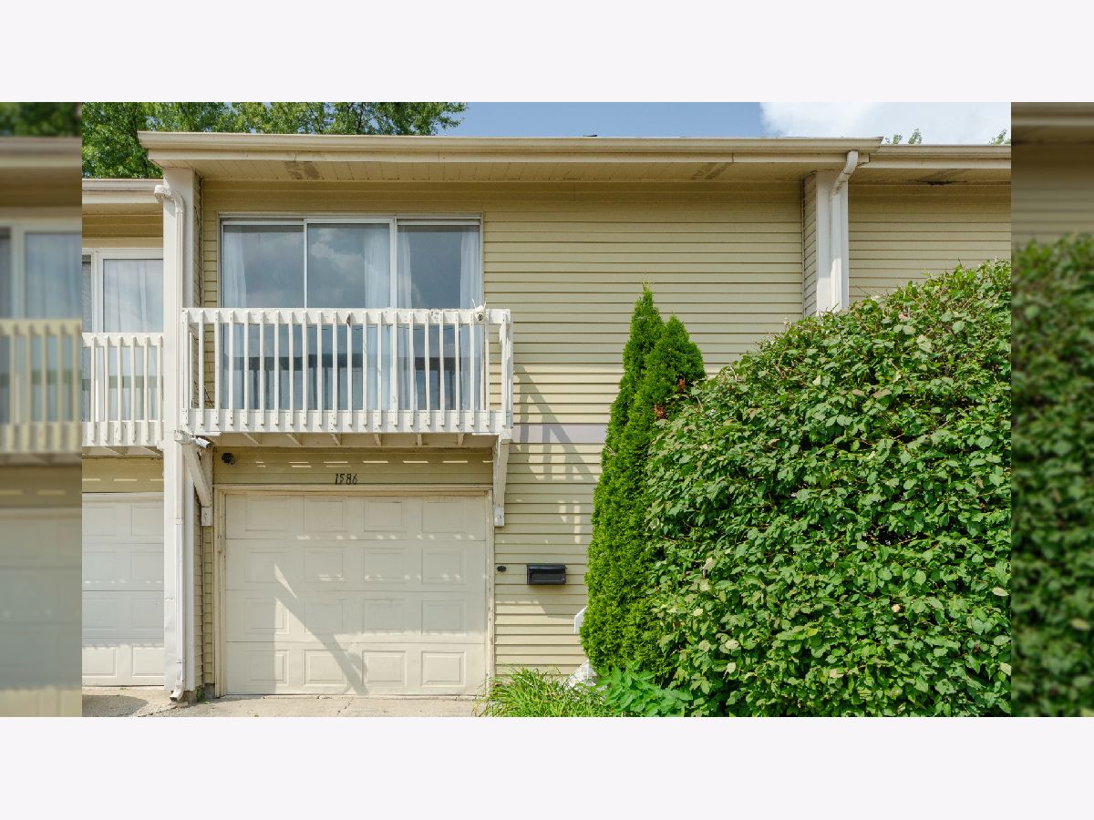 Homes & Townhomes & Condos Sold Fox Croft Aurora Illinois, 1586 Elder