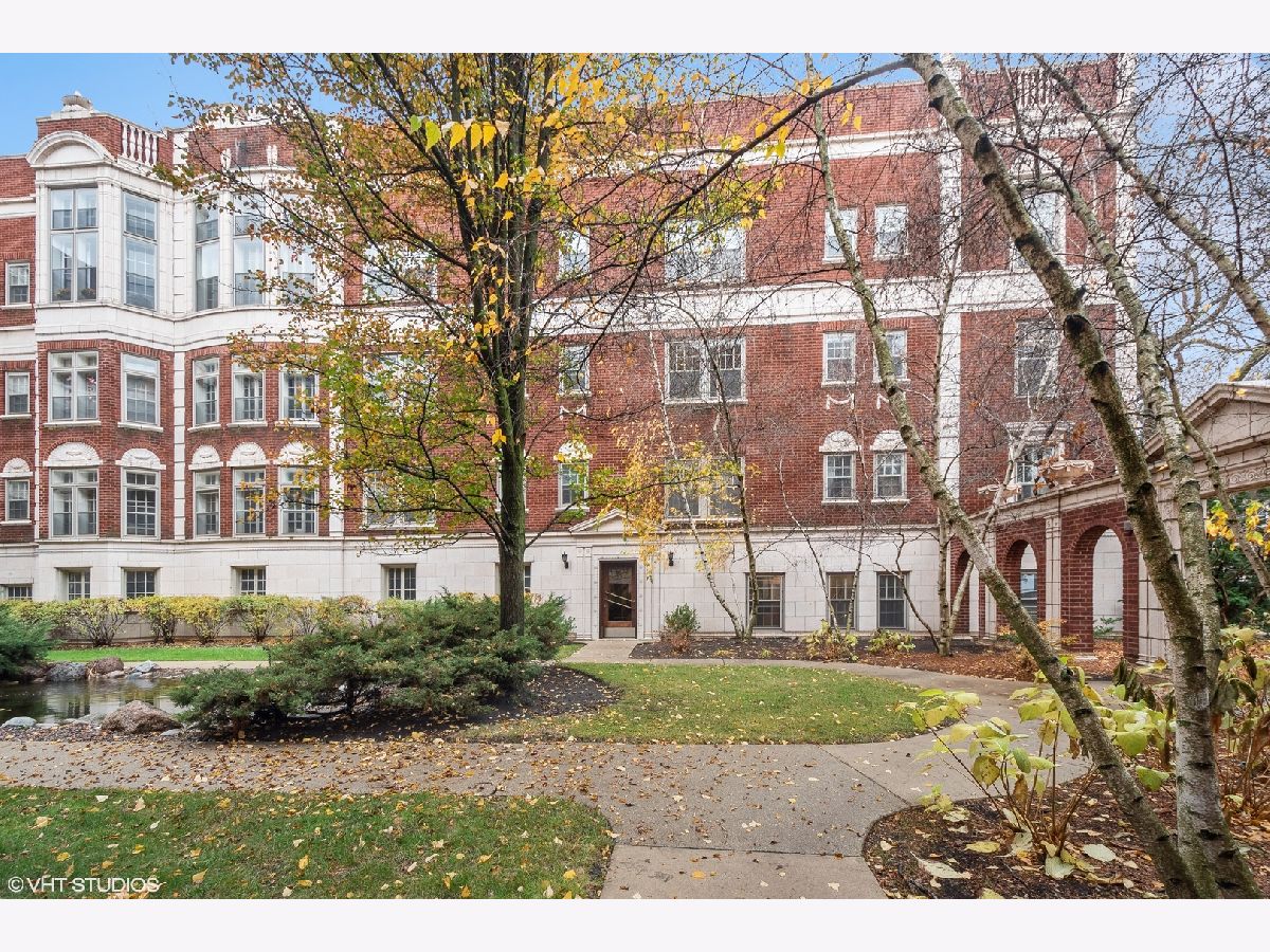 Condominiums Sold Lake Shore Condominiums Evanston Illinois, 498 Sheridan