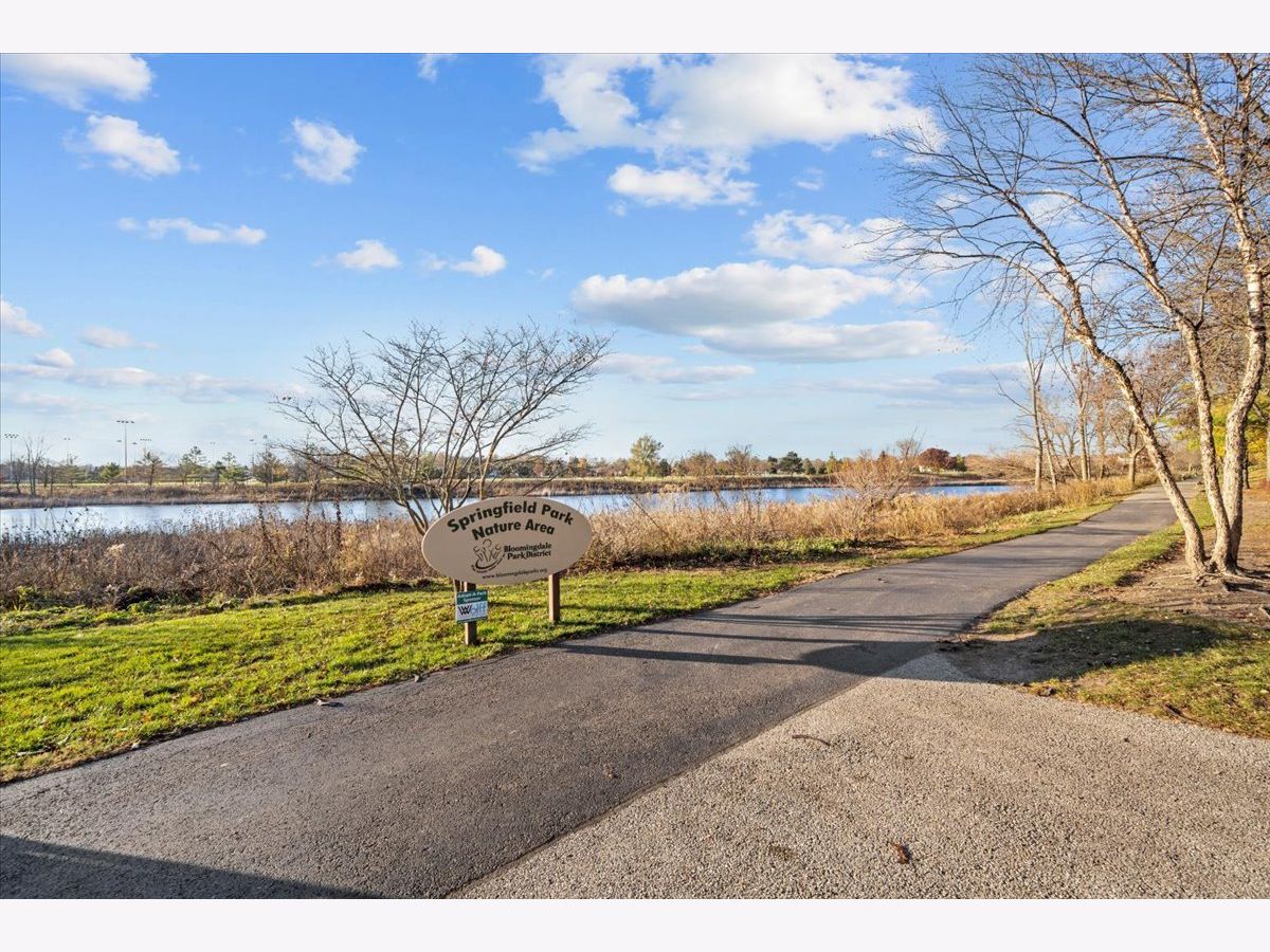 1 Bloomingdale Place, Bloomingdale, Illinois 60108 MLS 11928014