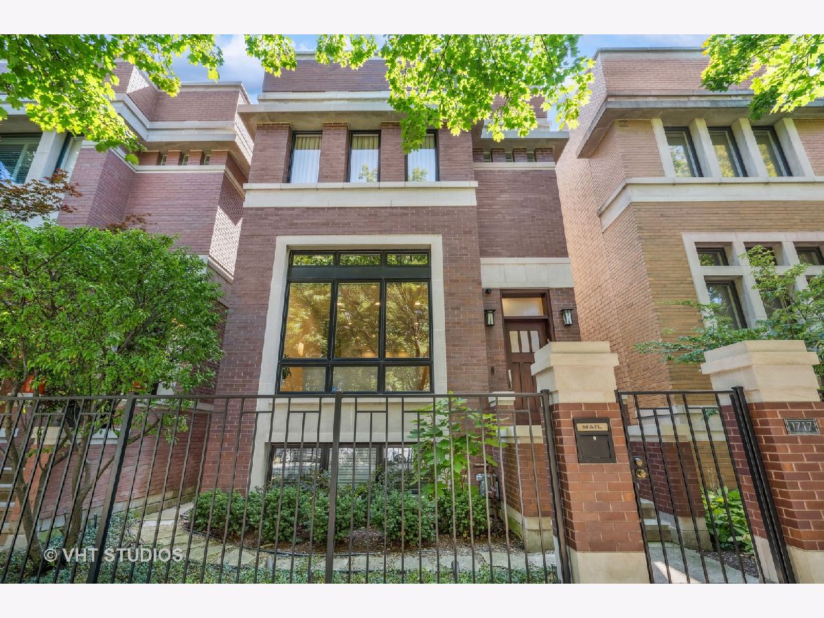 Townhomes & Homes Sold Wellington Park Chicago Illinois, 1717 Wellington