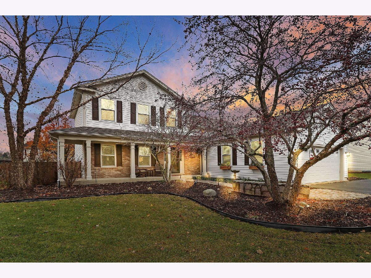Homes Sold Apple Country Estates Wauconda Illinois, 1468 Sutton