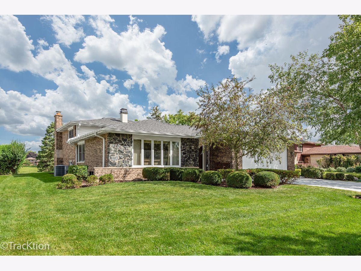 Homes Sold Farmingdale Village Darien Illinois, 2960 Spring Green