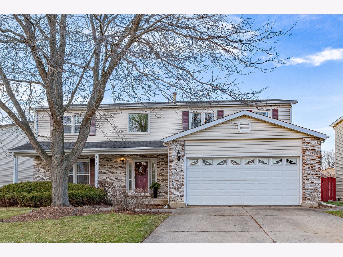 Homes Sold Chestnut Ridge Hoffman Estates Illinois, 1056 Warwick