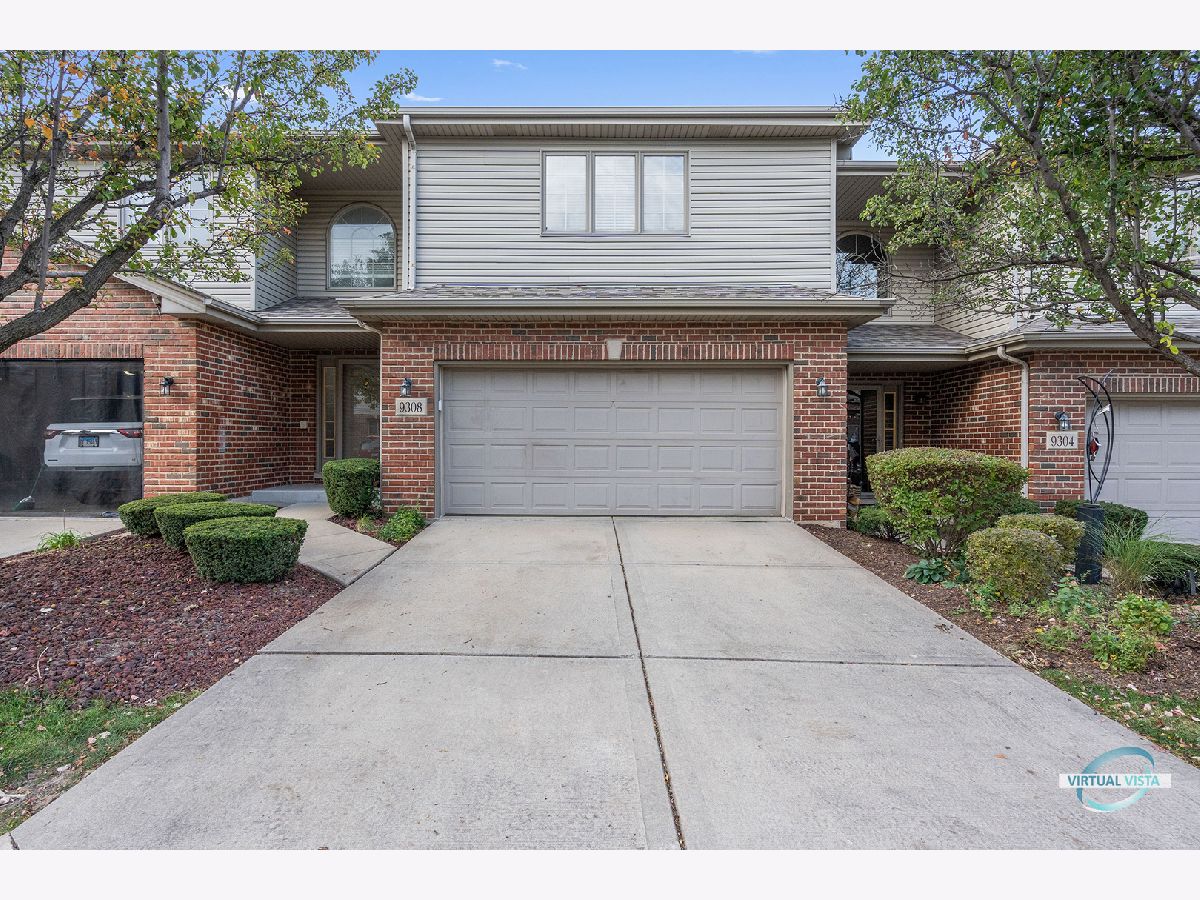 Townhomes Sold Caledonia Meadows Tinley Park Illinois, 9308 Lochwood