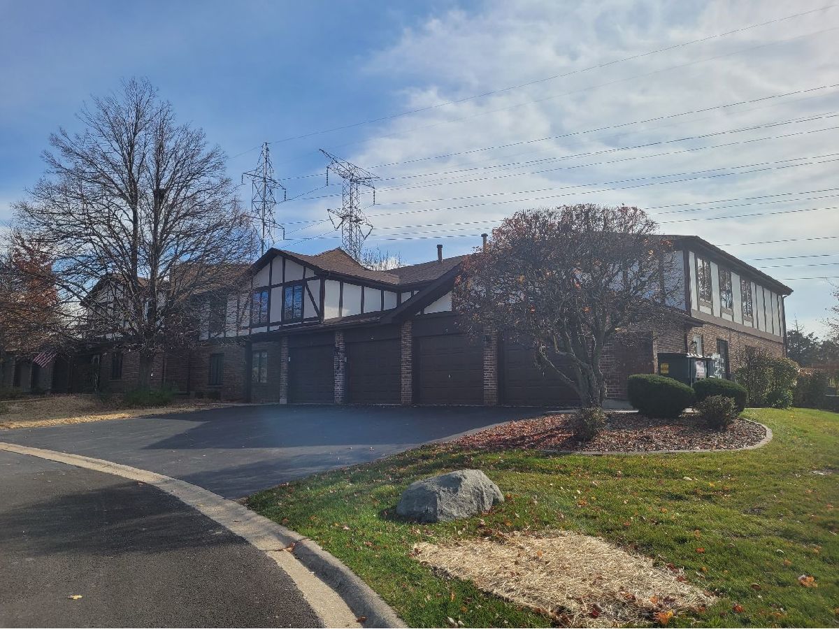 Condominiums & Homes Sold Mill Creek Palos Park Illinois, 9813 Mill