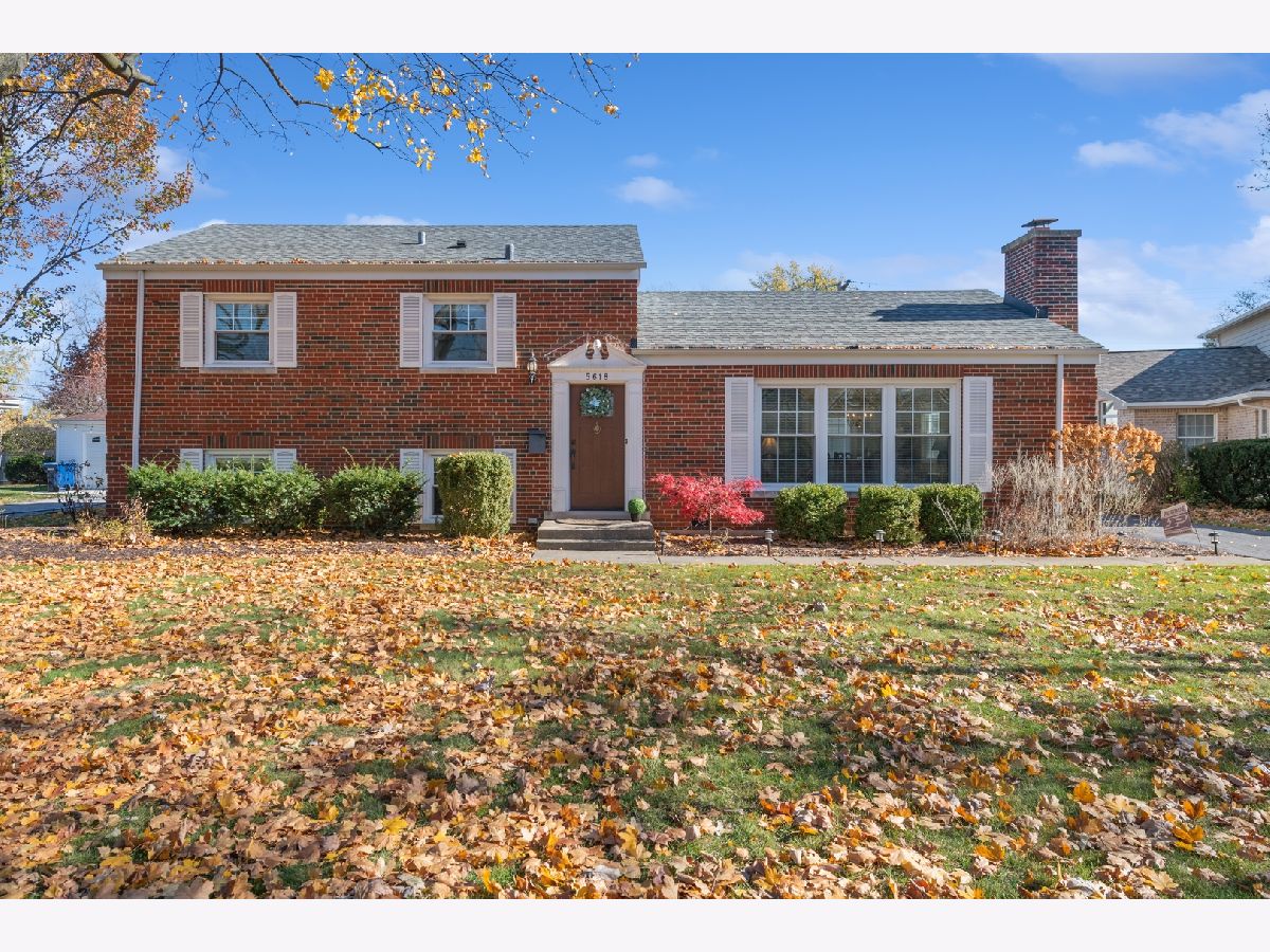 Homes & Condos & Townhomes Sold Ridgewood Western Springs Illinois, 5618 Woodland