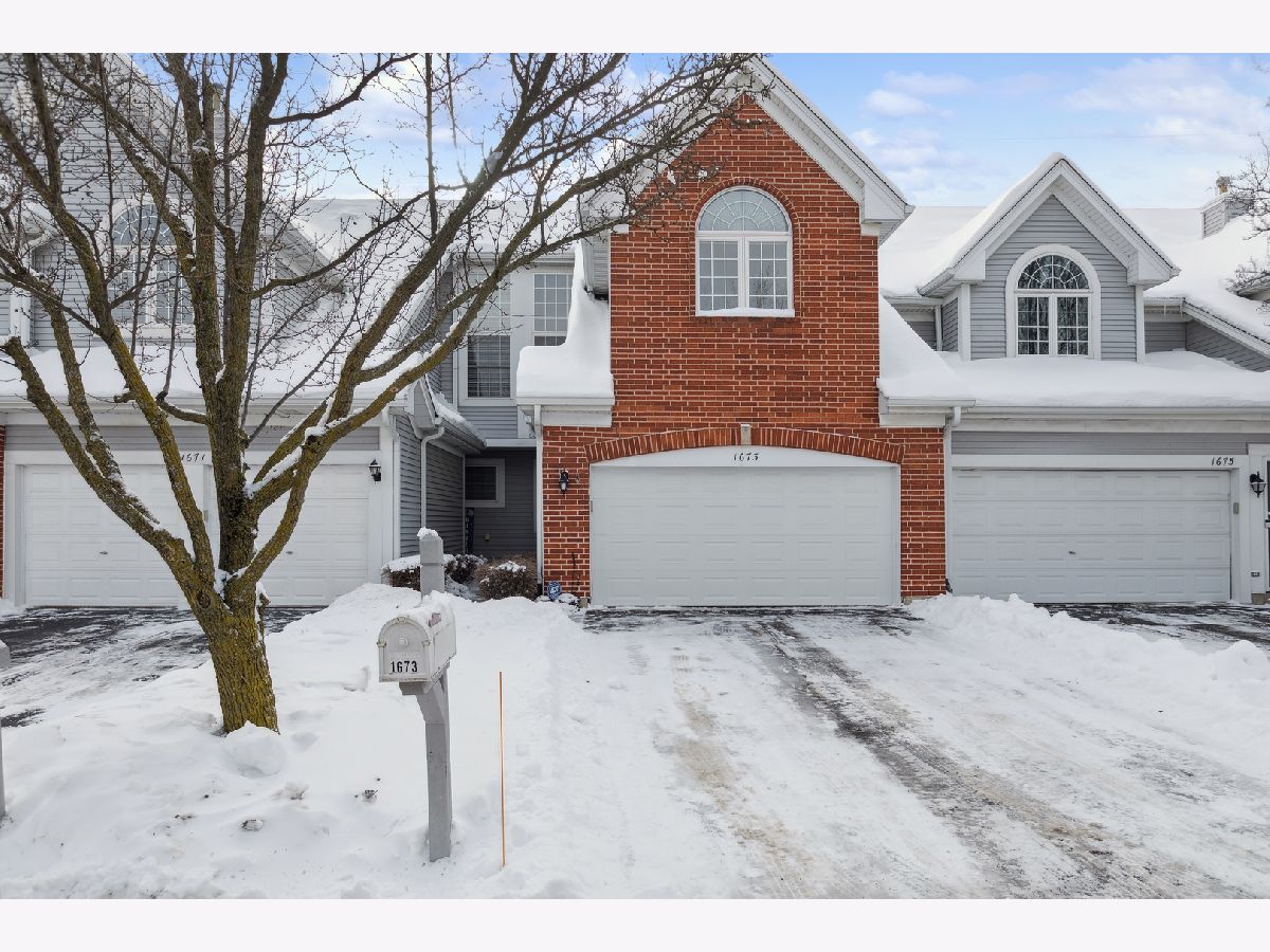 Townhomes Sold Ethans Glen Palatine Illinois, 1673 Ethans Glen