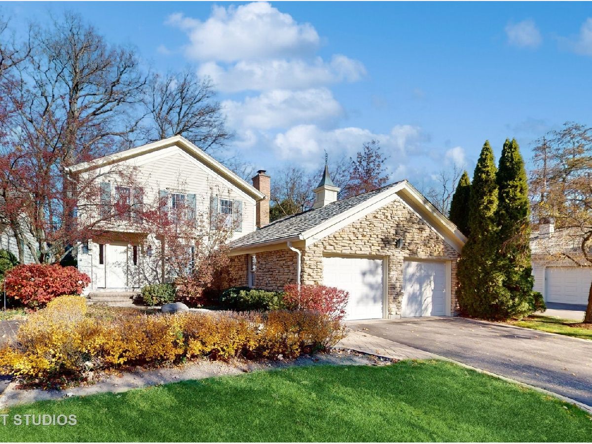 Homes Sold Wood Creek Courts Lincolnshire Illinois, 3 Court Of Fox River Valley